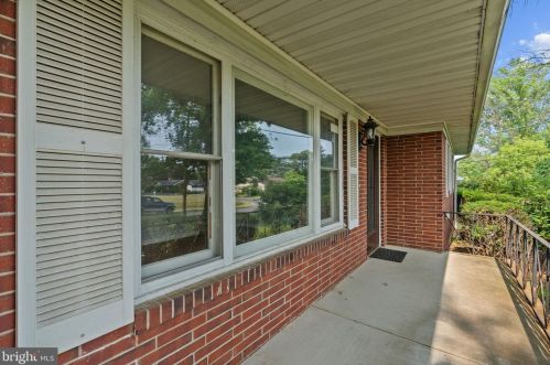 29 Glenn Rd, Swatara, PA 17033-2123