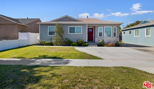 7133 Peabody St, Long Beach, CA 90808-2313