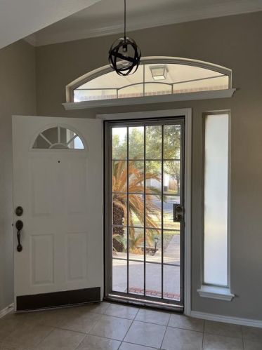 10700 Beard Ave, Austin TX  78748-3921 exterior