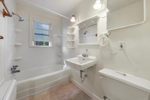 37 Lk St, Highland Falls NY  10928-2012 exterior