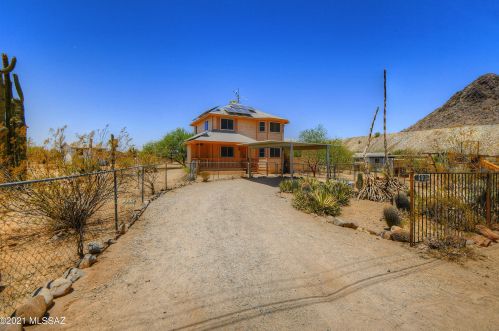 7715 Cherokee Pony Trl, Tucson, AZ 85743-8364