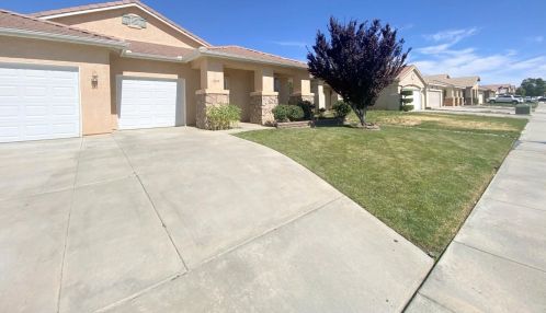 13239 Acacia Ave, Victorville, CA 92392-6399