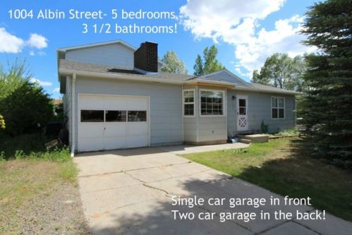 1004 Albin St, Laramie, WY 82072-1827