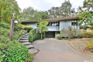 6140 Wycliffe Way, Sacramento, CA 95831-1834