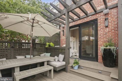 1708 Swann St, Washington DC 20009-5535 exterior