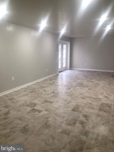 5016 Leatherback Rd, Woodbridge VA  22193-5855 exterior