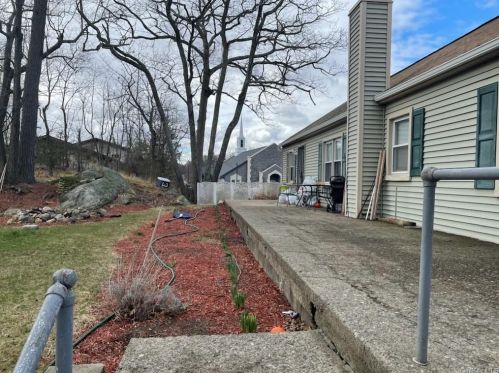 1426 Route 9w, Highland Falls, NY 10928-4109