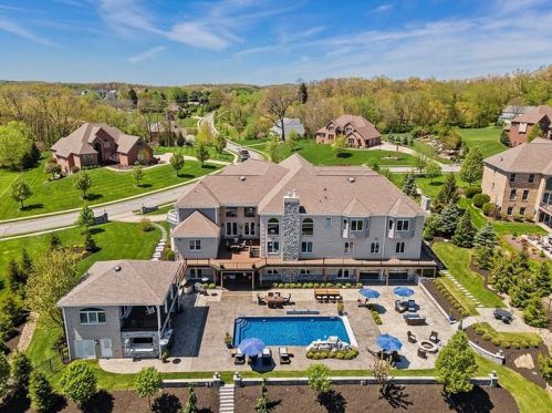 123 Summer Pl, Gibsonia, PA 15044-8907