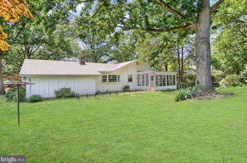 415 Allendale Way, Camp Hill PA  17011-8407 exterior