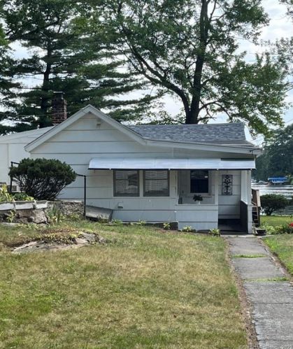 302 Central Ave, Waterbury, CT 06716-3025