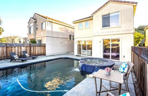 5337 Manderston Dr, San Jose CA  95138-2250 exterior