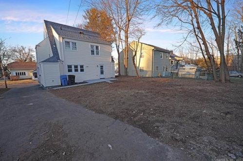 26 Hampton St, New Britain CT  06053-3210 exterior