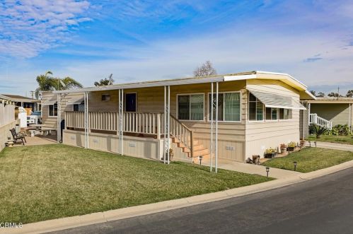 114 Yellowstone Dr, Oxnard, CA 93033-6912