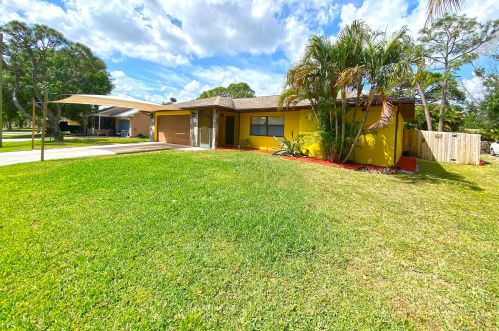 6101 Raintree Trl, Fort Pierce, FL 34982-7522