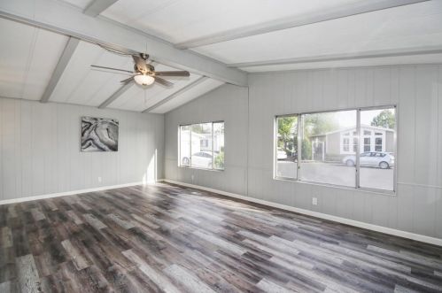 6125 Meiggs Ct, Citrus Heights, CA 95621-3564