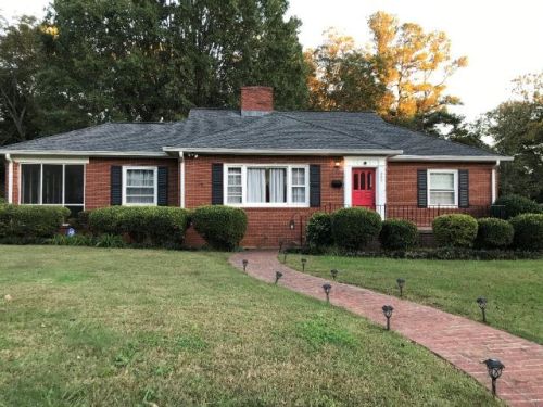 909 College Dr, Gaffney SC  29340-3705 exterior