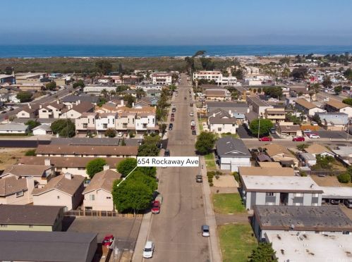 654 Rockaway Ave, Pismo Beach CA  93433-2006 exterior