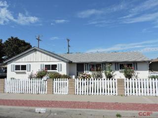 601 Lilac St, Lompoc, CA 93436-4613