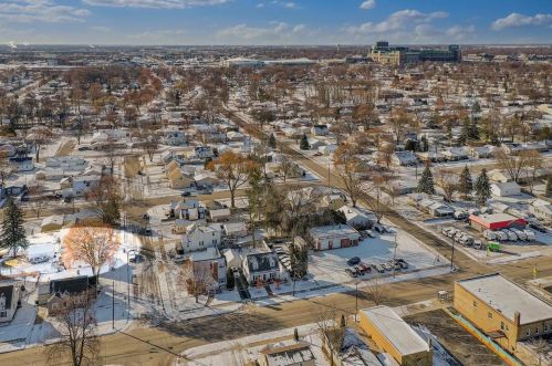 1309 Wirtz Ave, Green Bay, WI 54304-3403