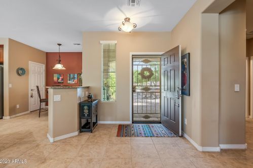 27041 Tonopah Dr, Buckeye AZ 85396-6932 exterior