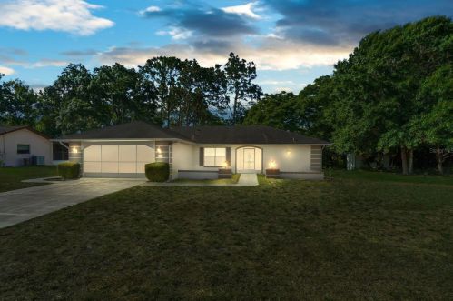 8420 Chatsworth St, Brooksville, FL 34608-6007