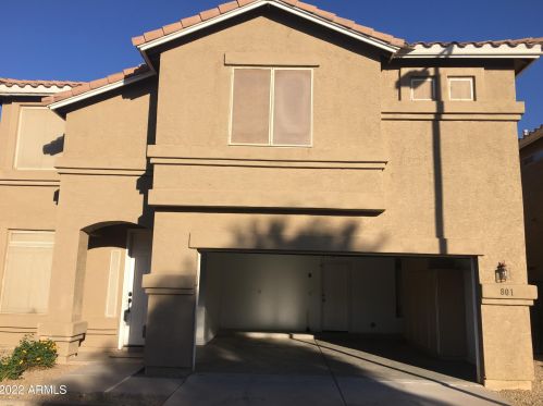801 Bedford Dr, Chandler, AZ 85225-2011