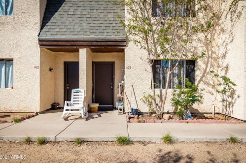 1102 Cheryl Dr, Phoenix AZ 85028-4436 exterior