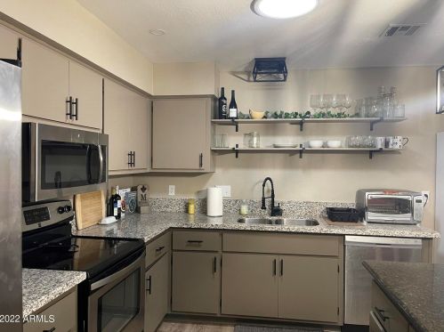 812 86th Pl, Scottsdale AZ  85257-4502 exterior