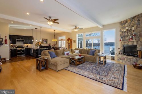 193 White Oak Dr, Mineral VA  23117-4705 exterior