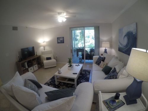 6573 Emerald Dunes Dr, West Palm Beach, FL 33411-2775