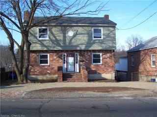 284 Exeter St, Bridgeport, CT 06606-3730