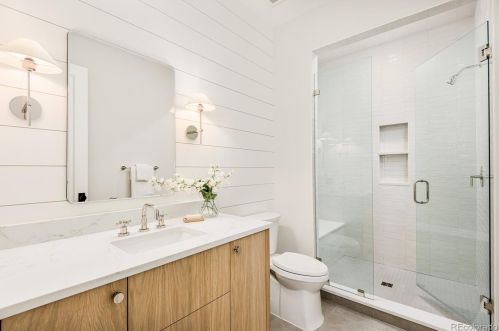 875 York St, Denver CO 80206-1408 exterior