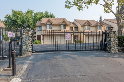 5617 Walnut Ave, Citrus Heights CA  95662-5333 exterior