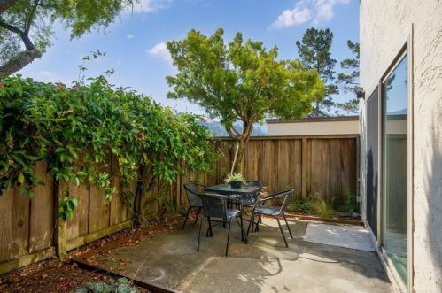 1021 Oddstad Blvd, Pacifica CA  94044-3858 exterior