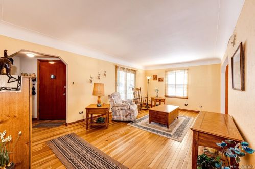 3019 Logan St, Englewood CO 80113-1637 exterior