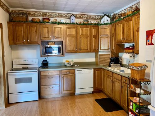 641 Eastern Ave, Bellefontaine OH  43311-2613 exterior