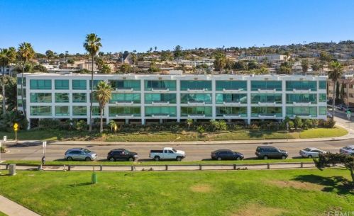 201 Calle Miramar, Redondo Beach, CA 90277-6208