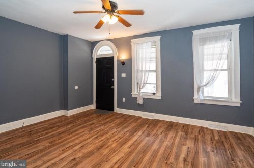632 Poplar St, Lancaster PA  17603-5505 exterior