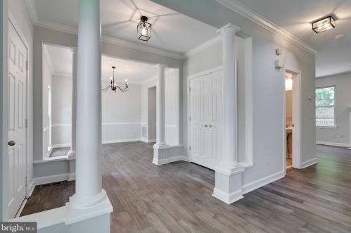16077 Olmstead Ln, Woodbridge, VA 22191-4521