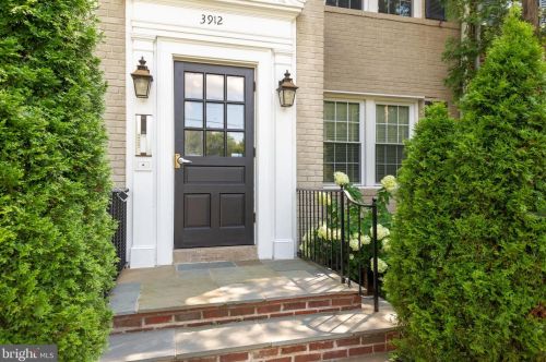 3912 Yuma St, Washington, DC 20016-2260