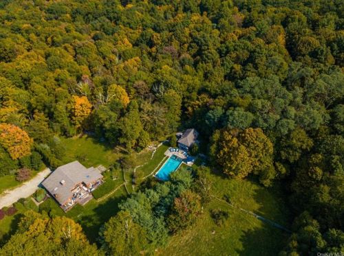 238 Mcmanus Rd, Patterson NY  12563-2930 exterior