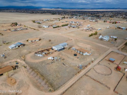220 Mountain View Rd, Chino Valley, AZ 86323-4118