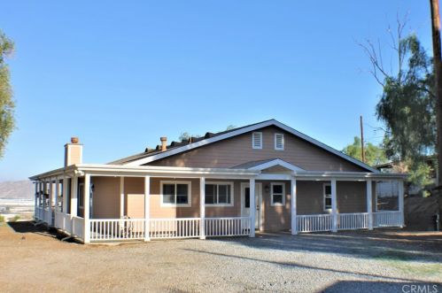 22152 Markham St, Perris, CA 92570-9020