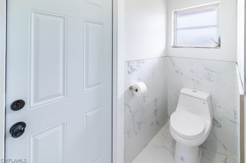 3405 16 Pl, Cape Coral FL  33909-2252 exterior