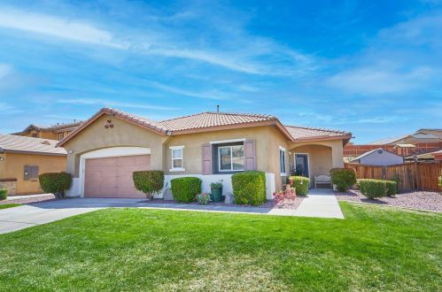 16213 Hamilton Ct, Victorville, CA 92394-2511