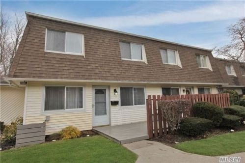 138 Storm Dr, Holtsville NY  11742-1915 exterior