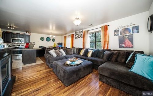 11 Coriander Way, Englewood, NJ 07631-3345