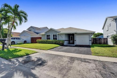 9920 11th St, Hollywood, FL 33025-0901