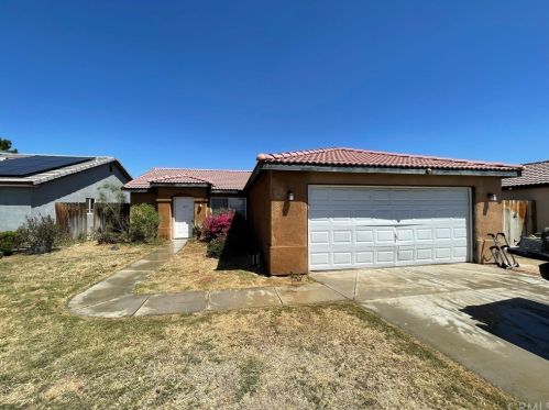 140 Pilot Ave, Bakersfield, CA 93308-7874