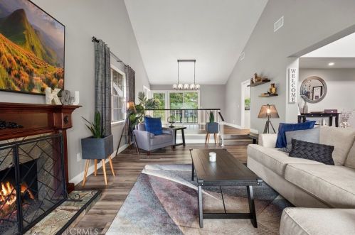 4370 Rocky Point Rd, Anaheim CA  92807-3420 exterior